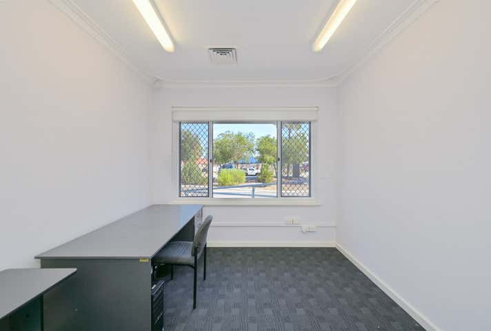 36 Brookland Street Beckenham WA 6107 - Image 14