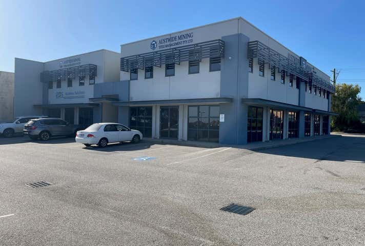 42 Dellamarta Road Wangara WA 6065 - Image 23