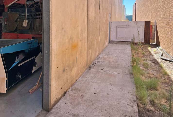 Unit 4, 30 Paramount Drive Wangara WA 6065 - Image 22