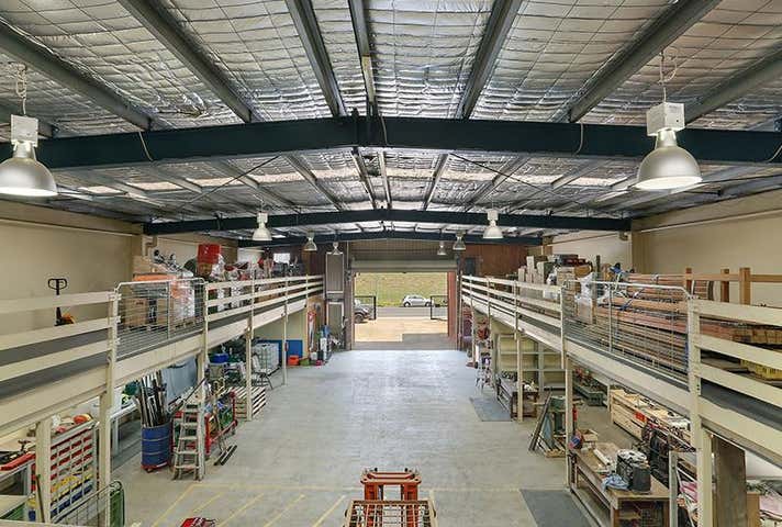 8 Roseneath Street North Geelong VIC 3215 - Image 4