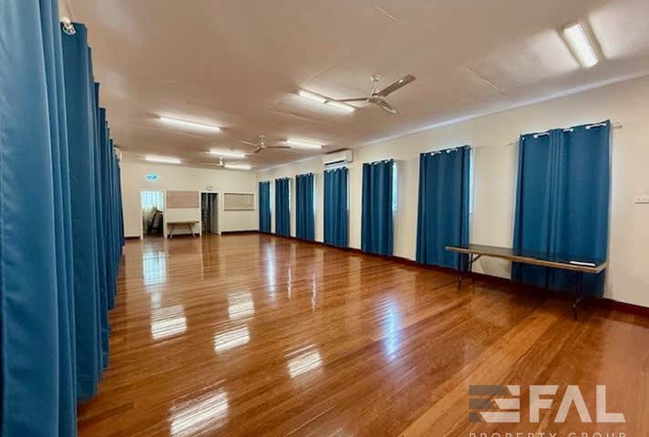Whole property, 962 Oxley Road Oxley QLD 4075 - Image 4