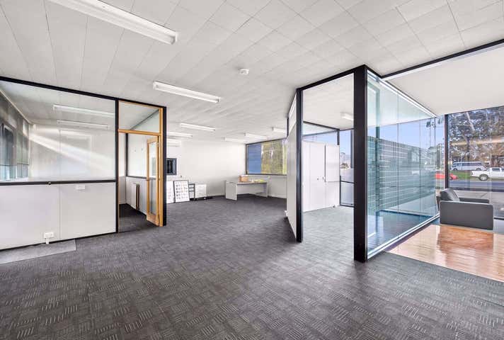 998 Norman Street Wendouree VIC 3355 - Image 4