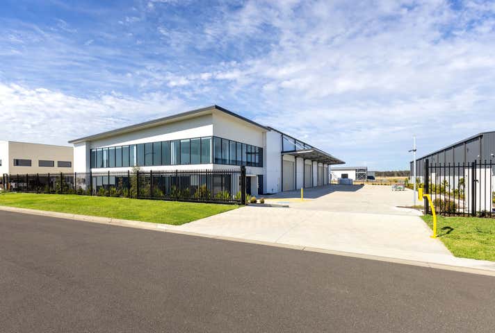 5 Ivory Close Heatherbrae NSW 2324 - Image 5