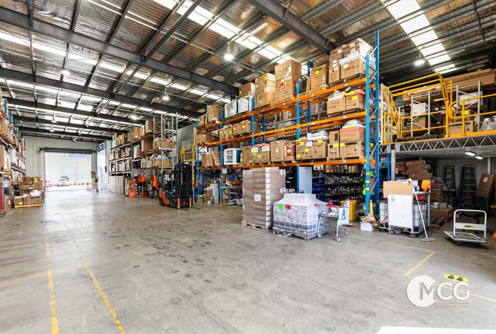 1/17 Linmax Court Point Cook VIC 3030 - Image 9