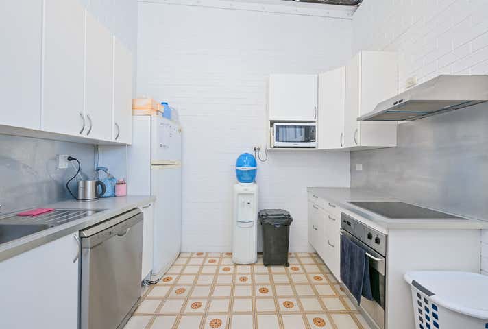 92 Stirling Highway North Fremantle WA 6159 - Image 11