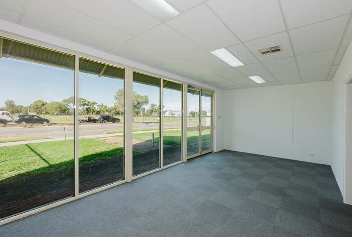 2/21 Dixon Road Rockingham WA 6168 - Image 6