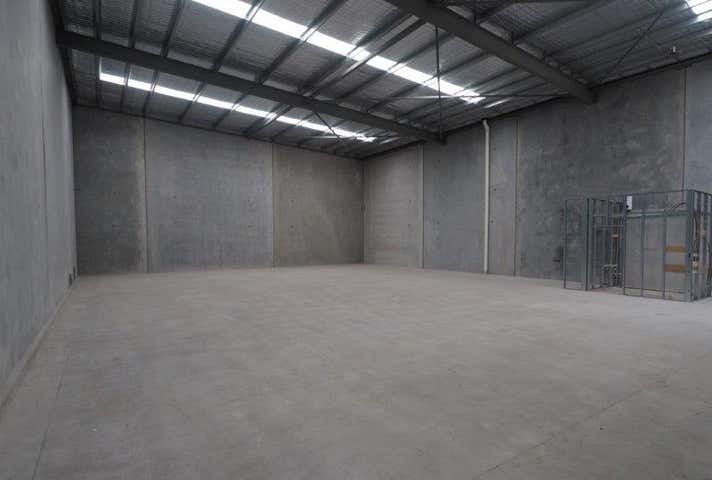 4 Weedon Rd Forrestdale WA 6112 - Image 8