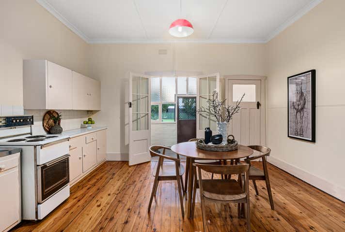 748 Young Street Albury NSW 2640 - Image 14