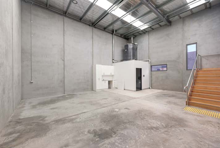 8/35-47 Hood Street Airport West VIC 3042 - Image 4