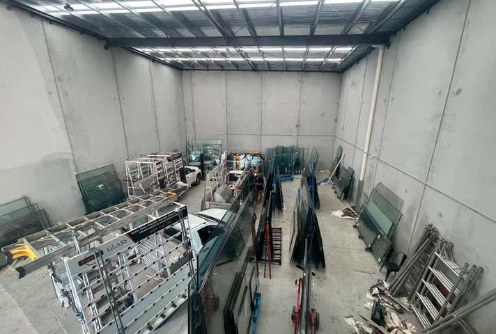 2/7 Morialta Road Cranbourne West VIC 3977 - Image 6