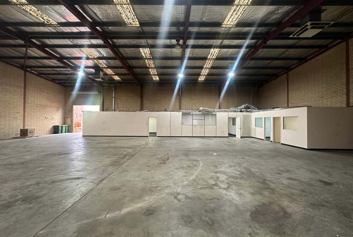 87 Knutsford Avenue Rivervale WA 6103 - Image 4