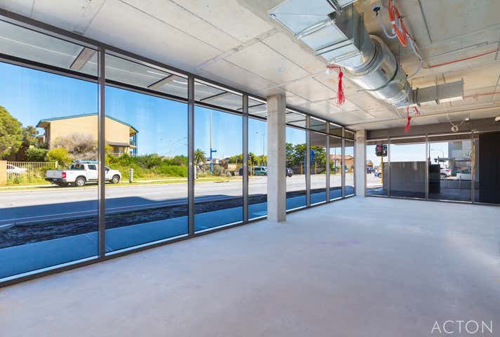 2/18 Brighton Road Scarborough WA 6019 - Image 2