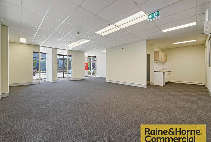 10/368 Earnshaw Road Banyo QLD 4014 - Image 3