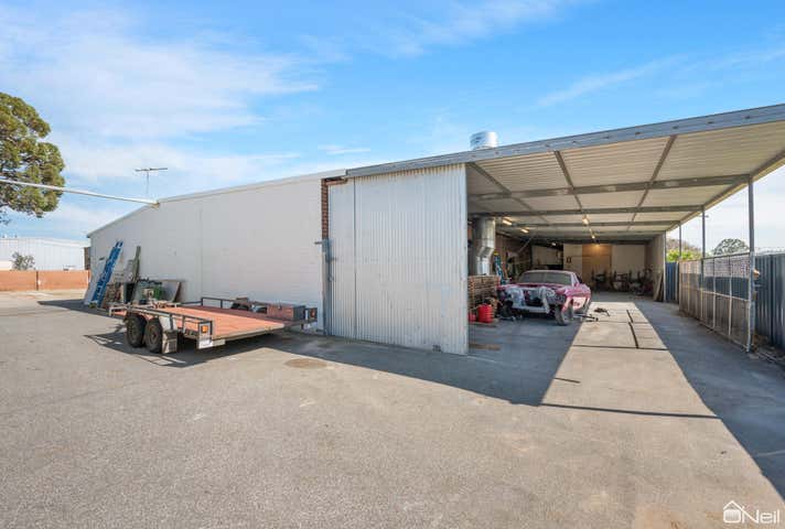 10 Tinga Place Kelmscott WA 6111 - Image 12