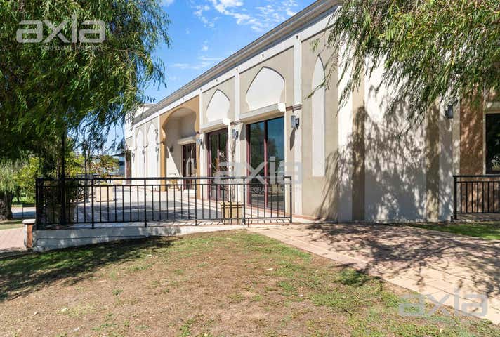 17 Wotan Street Innaloo WA 6018 - Image 8