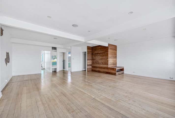 30B Gilbert Street Torquay VIC 3228 - Image 2