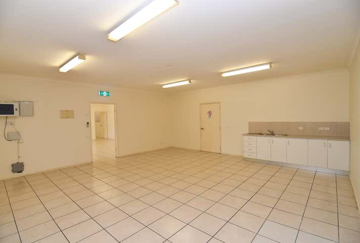 88-90 Crocodile Crescent Mount St John QLD 4818 - Image 14