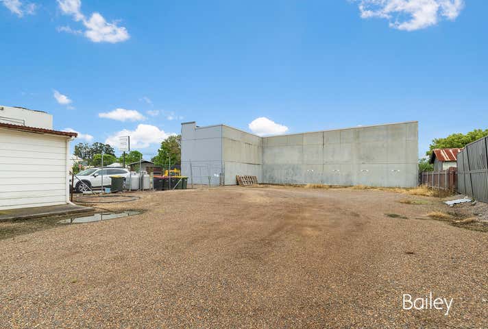 225 John Street Singleton NSW 2330 - Image 14