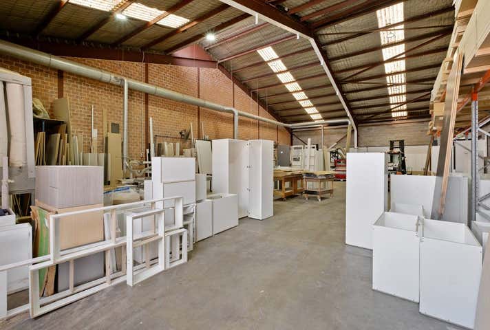 Unit 15, 8-10 Britton Street Smithfield NSW 2164 - Image 2