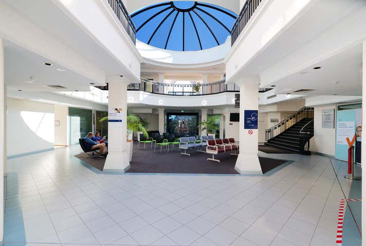 8/126 Grand Boulevard Joondalup WA 6027 - Image 4