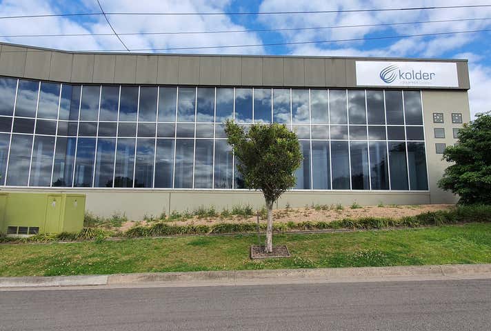 14 John Cleary Place Coniston NSW 2500 - Image 2