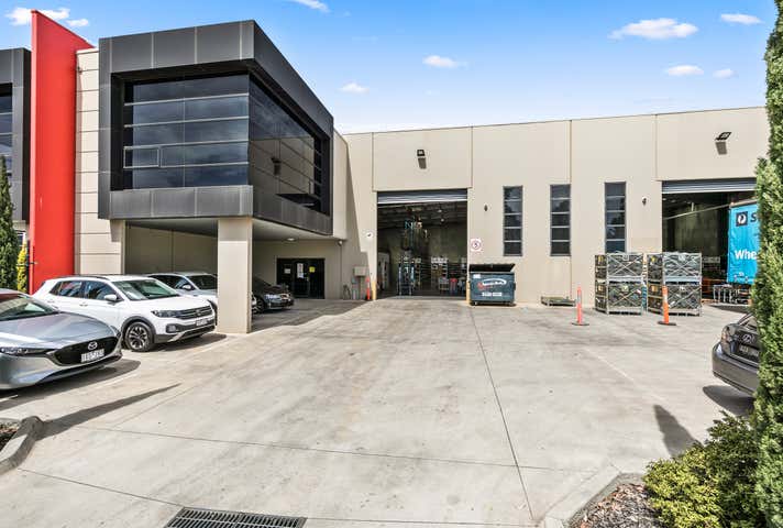 26 Ravenhall Way Ravenhall VIC 3023 - Image 4