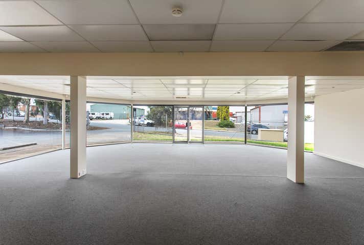 9 Somerset Circuit Lonsdale SA 5160 - Image 5