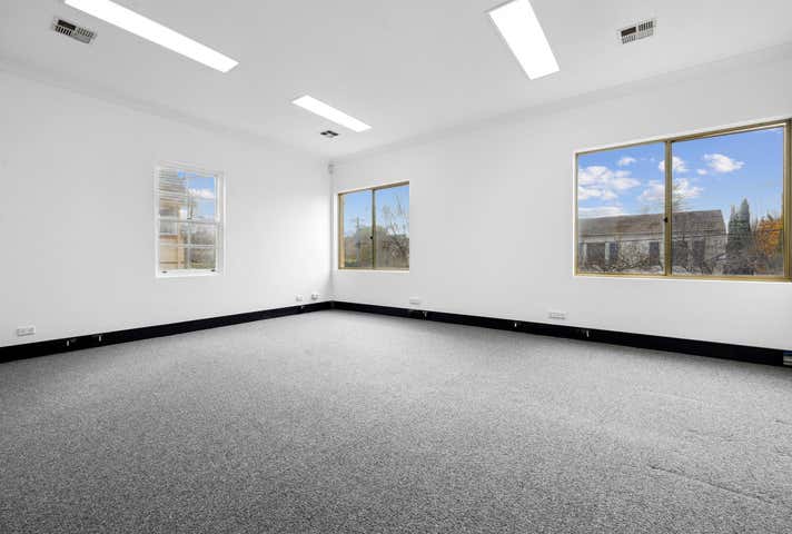 33 Murray Crescent, 2/33 Murray Crescent Griffith ACT 2603 - Image 5