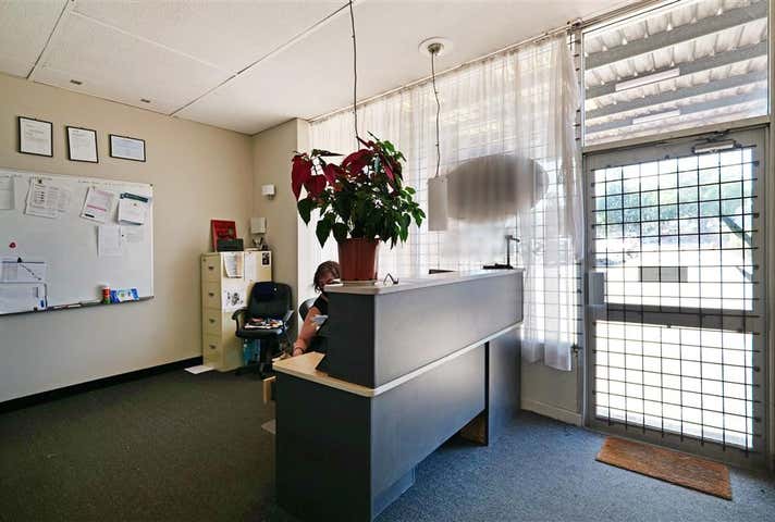 Rear Office/868 Albany Highway East Victoria Park WA 6101 - Image 9