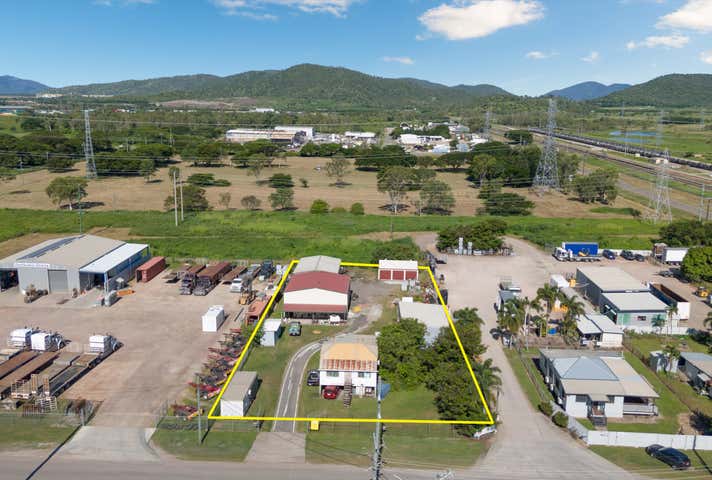 3 Pretoria Street Stuart QLD 4811 - Image 1