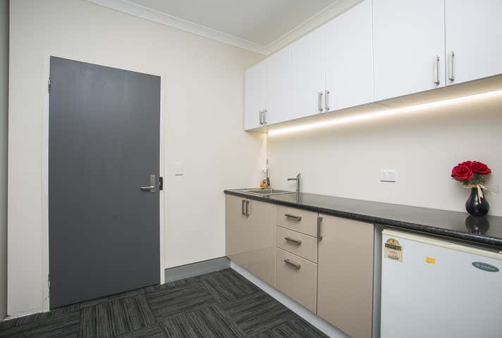 Unit 2, 12 Buckingham Dr Wangara WA 6065 - Image 13