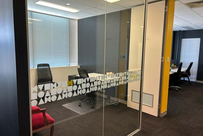 2/100 Railway Road Daglish WA 6008 - Image 9