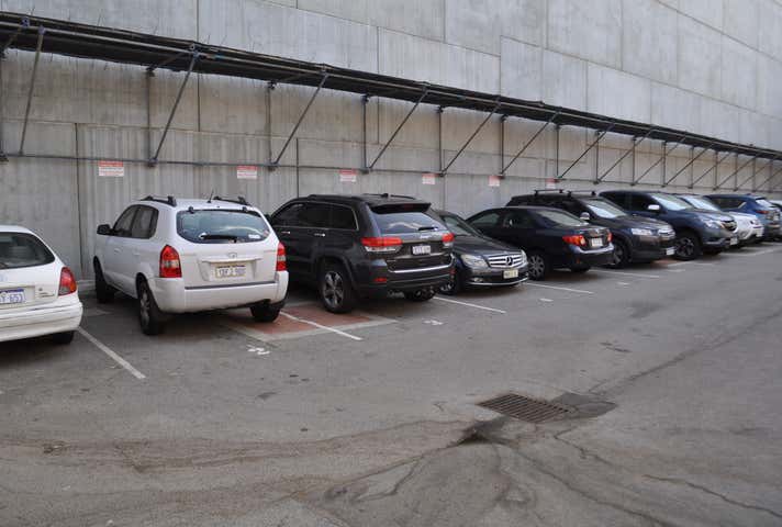 Unit 3, 115 Grand Boulevard Joondalup WA 6027 - Image 4