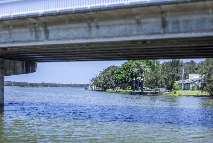 10A Ocean Street Budgewoi NSW 2262 - Image 24