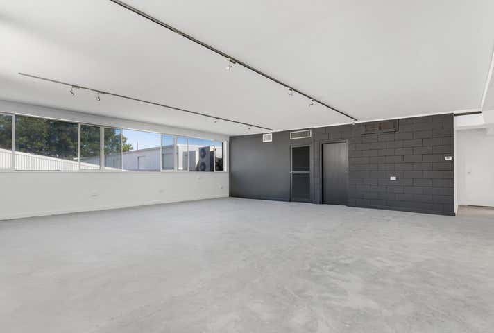 31 Doggett Street Newstead QLD 4006 - Image 12