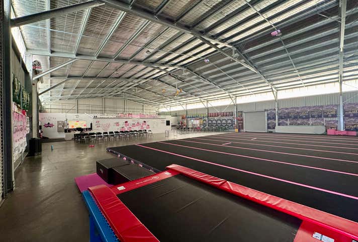 Unit 2, 9 Bowen Crescent West Gosford NSW 2250 - Image 8