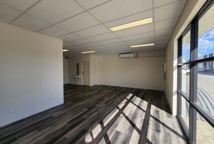 13/6 Production Road Canning Vale WA 6155 - Image 8