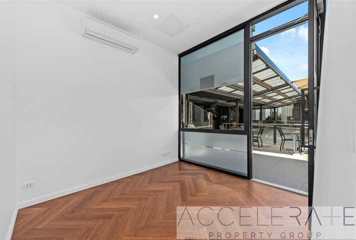 3a/477 Boundary Street Spring Hill QLD 4000 - Image 4