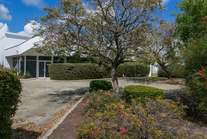 62 - 64 Wittenberg Drive Canning Vale WA 6155 - Image 22