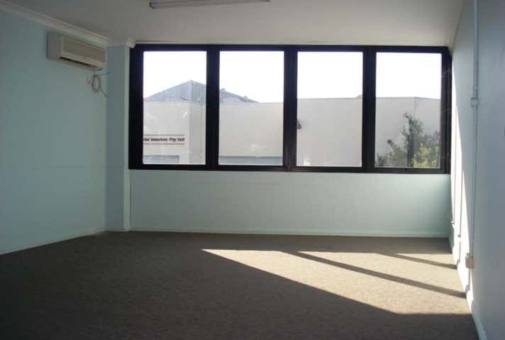 Unit 5, 10 Ferngrove Place Chester Hill NSW 2162 - Image 3