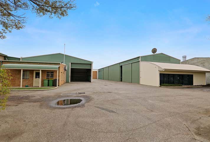 5-7 Valencia Way Maddington WA 6109 - Image 1