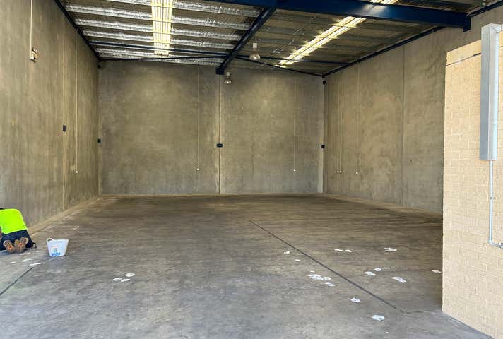 8/122-124 Radium Street North Welshpool WA 6106 - Image 10