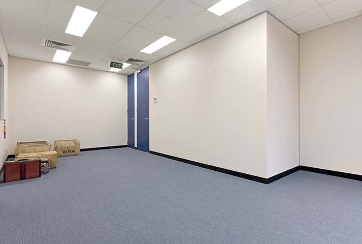 5/58 Lexton Road Box Hill North VIC 3129 - Image 4
