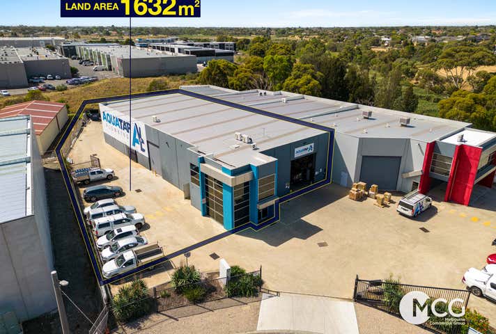 1/17 Linmax Court Point Cook VIC 3030 - Image 13