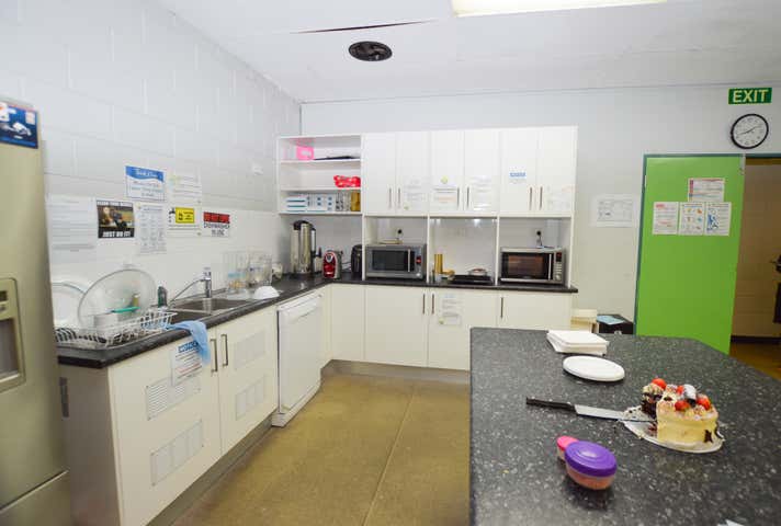 108 -110 Mooringe Avenue North Plympton SA 5037 - Image 10