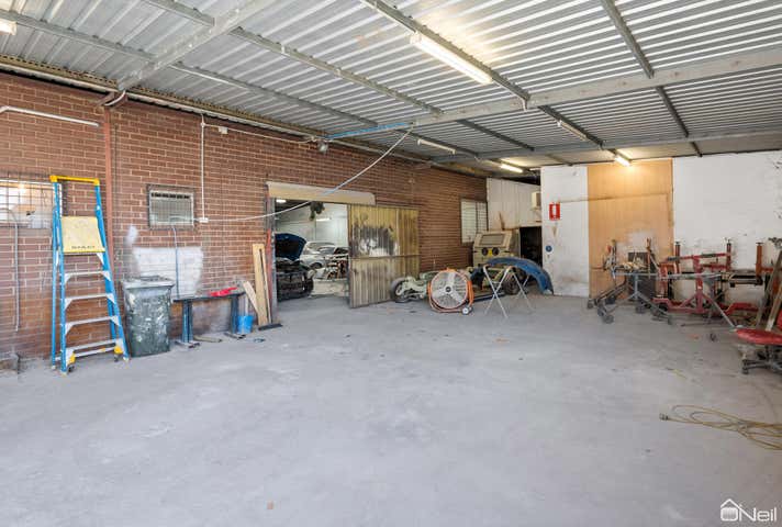 10 Tinga Place Kelmscott WA 6111 - Image 16