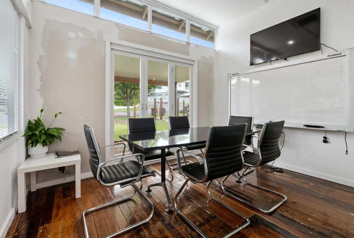 29 Smith Street Holland Park QLD 4121 - Image 8