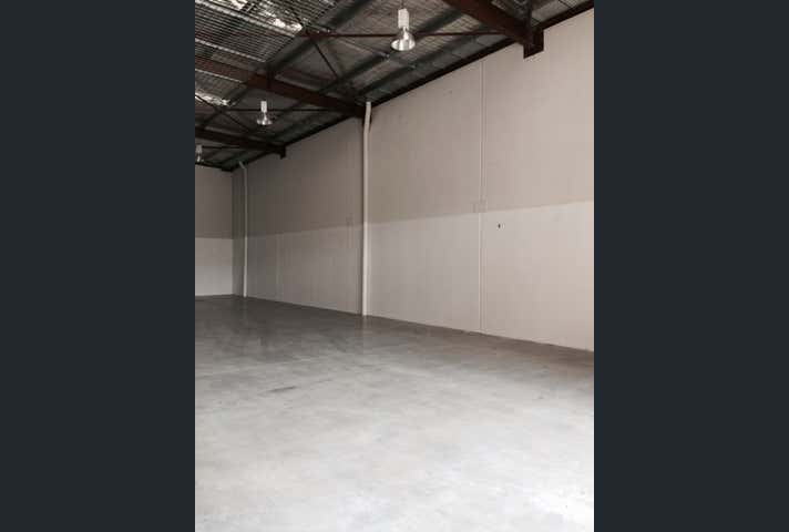 2/13 Blackly Row Cockburn Central WA 6164 - Image 9