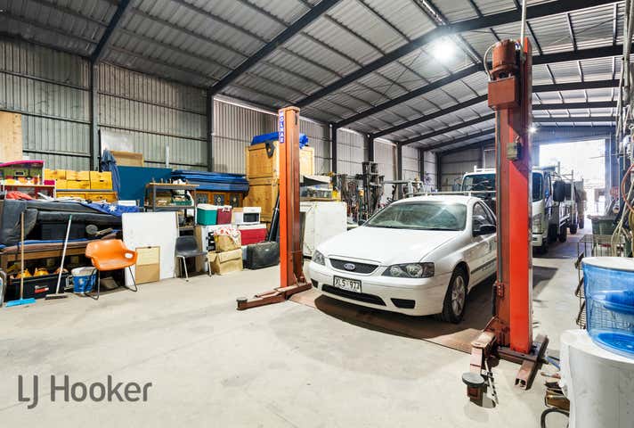 15 Newcastle Crescent Cavan SA 5094 - Image 18