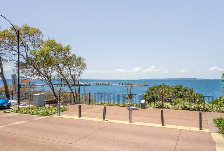 2/77 Redcliffe Parade Redcliffe QLD 4020 - Image 13